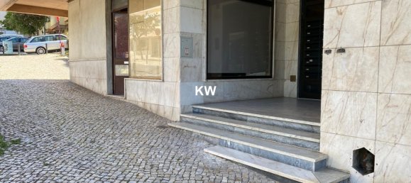 68m² Commercial property in Oeiras, Portugal No. 90794 6
