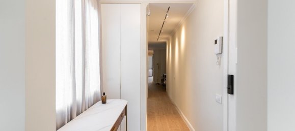 4 bedrooms Apartment in Barcelona, Spain No. 289551 19