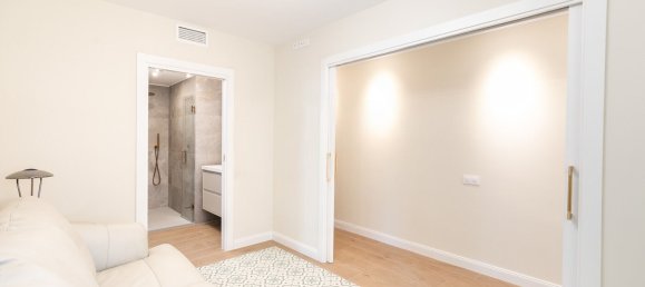 4 bedrooms Apartment in Barcelona, Spain No. 289551 22