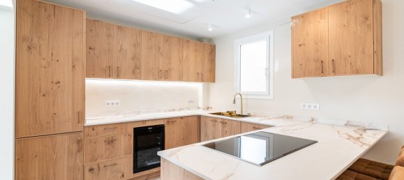 4 bedrooms Apartment in Barcelona, Spain No. 289551 6