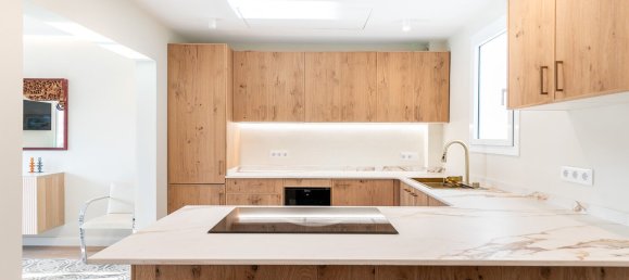 4 bedrooms Apartment in Barcelona, Spain No. 289551 9