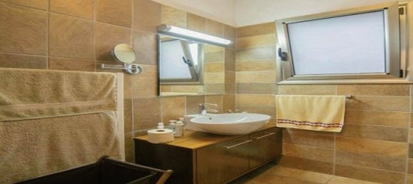 5 bedrooms Villa in Agios Athanasios, Cyprus No. 21828 12