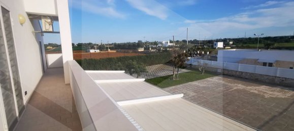 Вилла с 8 комнатами в Полиньяно а Маре, Италия № 21679 88