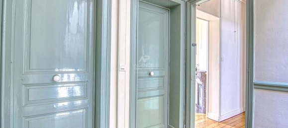 Квартира с 2 спальнями в Версаль, Франция № 291749 10