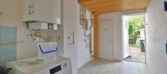 Здание с 7 комнатами в Кассель, Германия № 351482 9