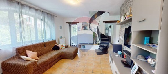 2 bedrooms Apartment in Avegno, Italy No. 32685 3