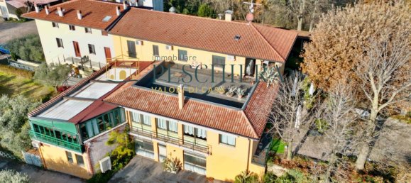 800m² Building in Valeggio sul Mincio, Italy No. 167034 14