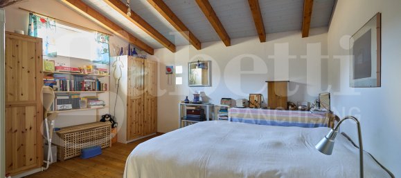 3 bedrooms House in Roviano, Italy No. 39720 47