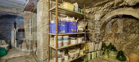 3 bedrooms House in Roviano, Italy No. 39720 11