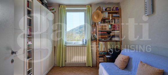 3 bedrooms House in Roviano, Italy No. 39720 44