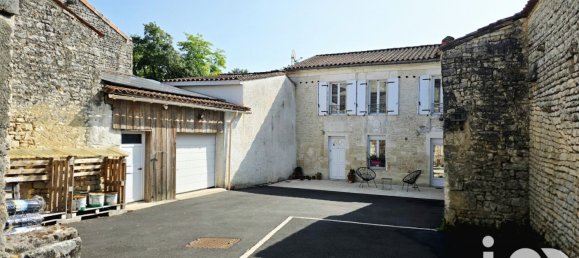 3 Schlafzimmer Haus in Charente, France, Nr. 300955 2