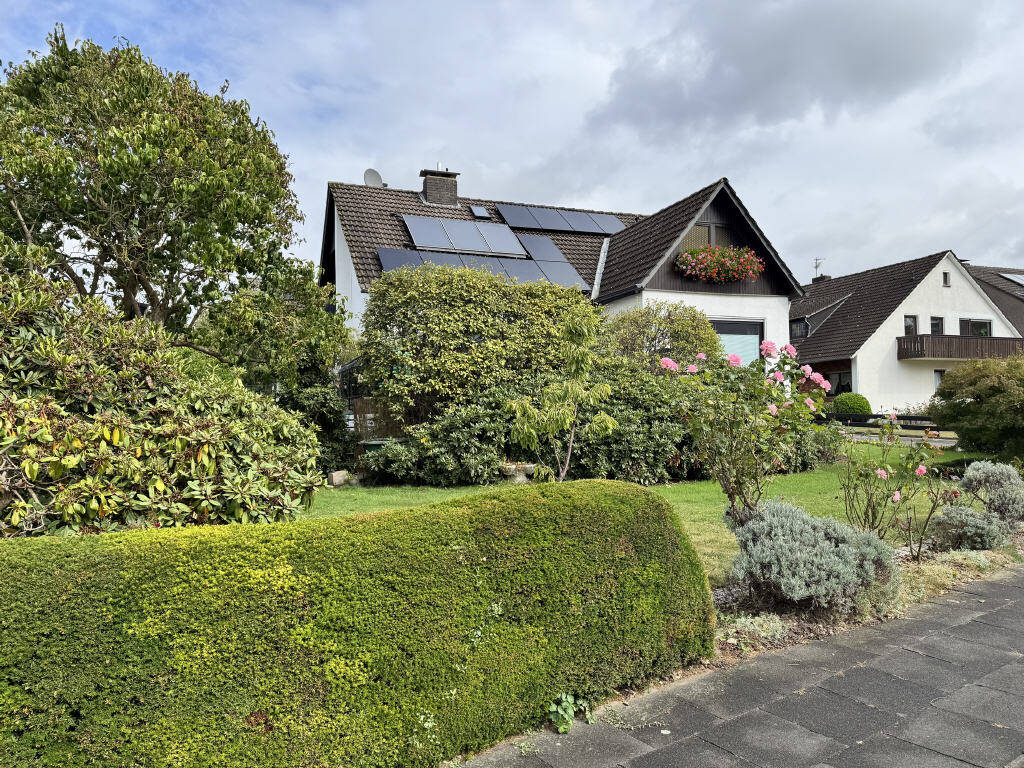 Таунхаус с 5 комнатами в Херфорд, Германия № 284401