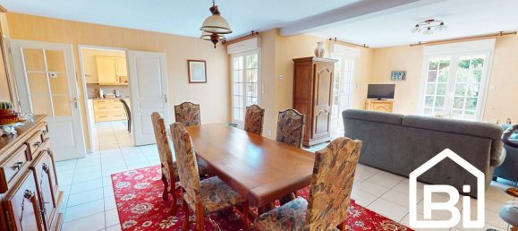 3 Schlafzimmer Haus in Calvados, France, Nr. 360196 5