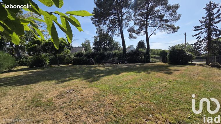 609m² Land in Surzur, France No. 281494