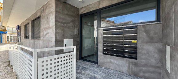 2 chambres Appartement à Samora Correia, Portugal No. 95795 3