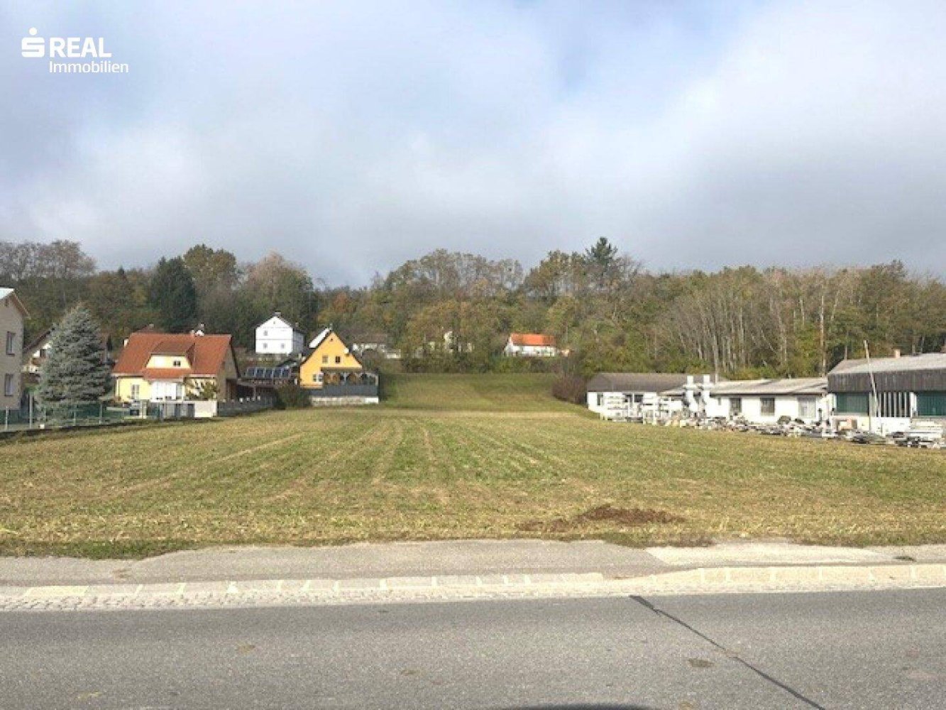 Grundstück in Persenbeug-Gottsdorf, Austria 1321m², Nr. 27326