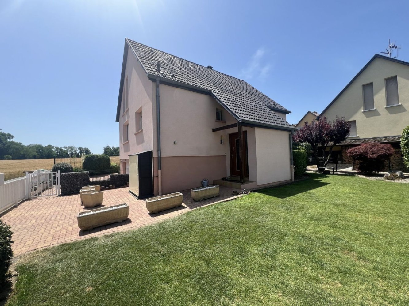 Casa de 3 dormitorios en Saint-Louis, France No. 347739