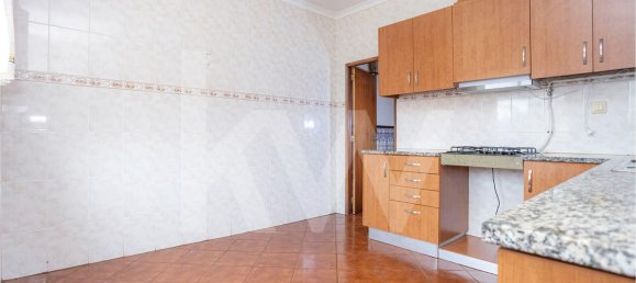 9 bedrooms Apartment in Coimbra, Portugal No. 68873 5