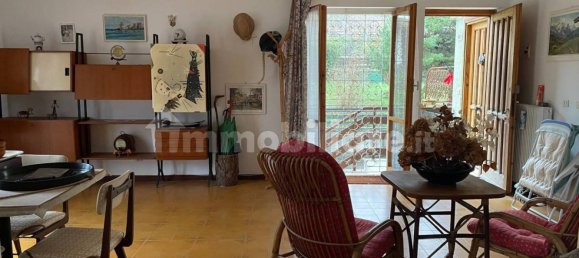 Apartamento de 3 dormitorios en Urbe, Italy No. 36599 12