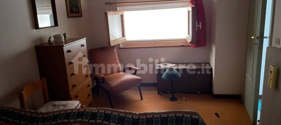 Apartamento de 3 dormitorios en Urbe, Italy No. 36599 30
