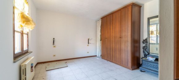3 rooms Apartment in Montechiarugolo, Italy No. 228874 3