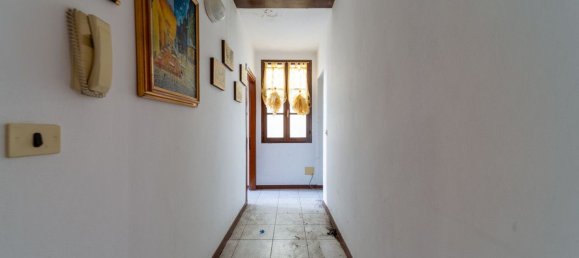 3 rooms Apartment in Montechiarugolo, Italy No. 228874 7