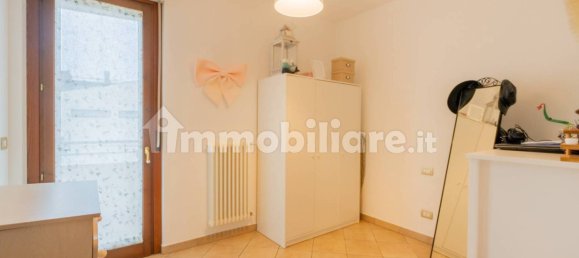 Apartamento de 2 dormitorios en Roseto degli Abruzzi, Italy No. 93885 6