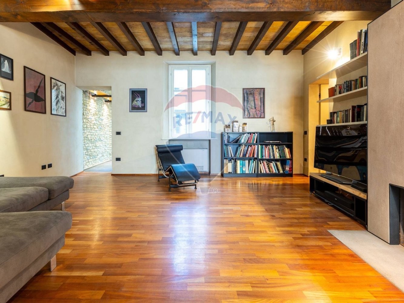 Квартира с 3 спальнями в Парма, Италия № 352664