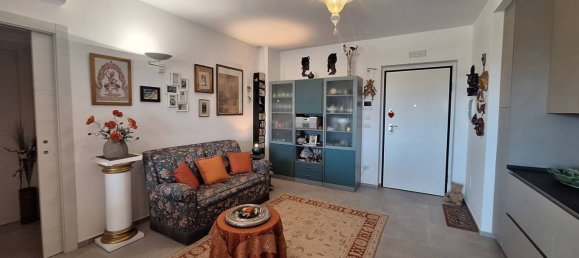 3 rooms Apartment in Grottammare, Italy No. 292891 11