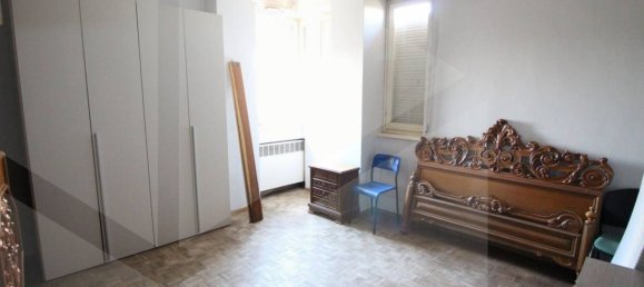 5 rooms Apartment in Bologna, Italy No. 27488 8