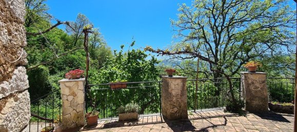 6 bedrooms House in San Donato Val di Comino, Italy No. 309852 3