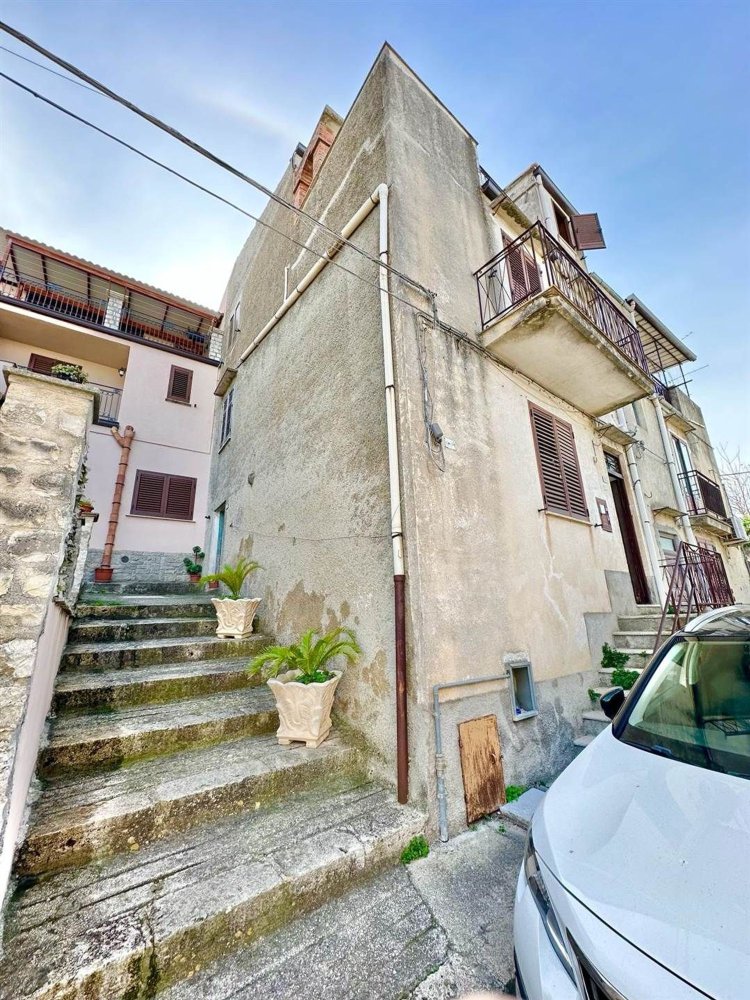 6غرفة منزل في Chiusa Sclafani, Italy رقم 116440