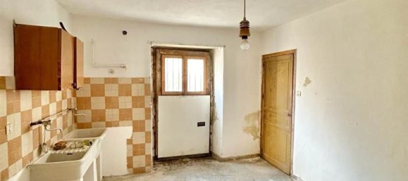 6غرفة منزل في Chiusa Sclafani, Italy رقم 116440 9