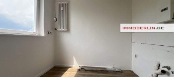 2 rooms Apartment in Spandau, Germany No. 223032 4