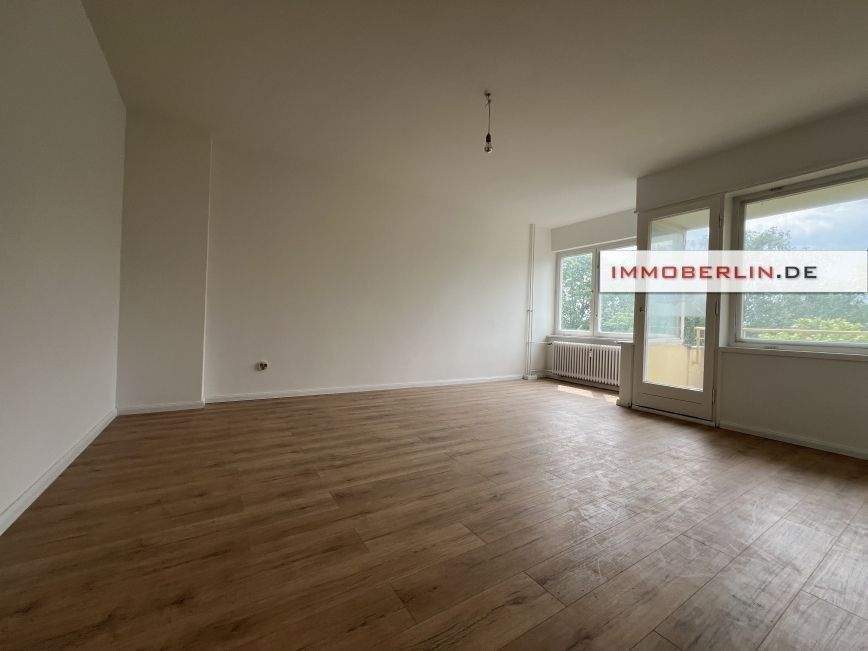 2 rooms Apartment in Spandau, Germany No. 223032