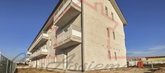 4-salle Appartement à Loreggia, Italy No. 230852 31