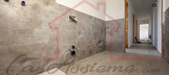 4-salle Appartement à Loreggia, Italy No. 230852 27