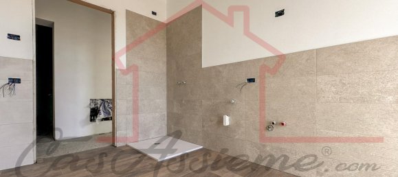 4-salle Appartement à Loreggia, Italy No. 230852 10