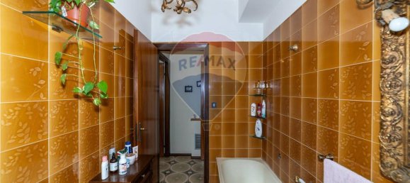 5 rooms Apartment in Gravina di Catania, Italy No. 106627 14