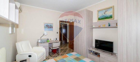 5 rooms Apartment in Gravina di Catania, Italy No. 106627 19