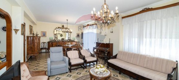 5 rooms Apartment in Gravina di Catania, Italy No. 106627 6