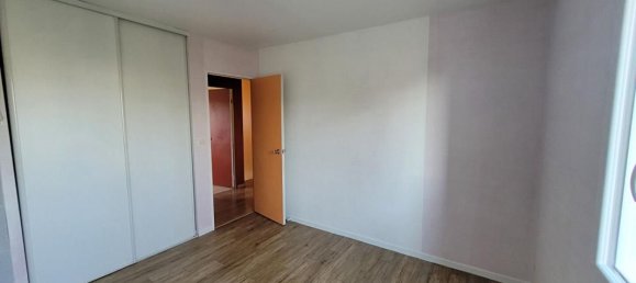 Casa de 4 dormitorios en Orleans, France No. 49381 8