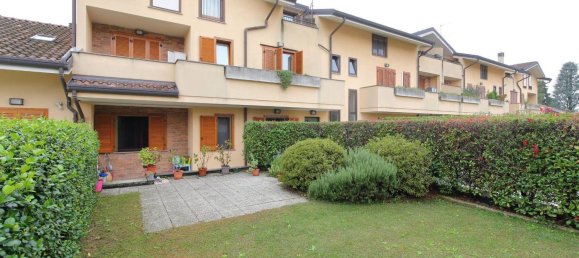 4-salle Appartement à Parabiago, Italy No. 93526 21