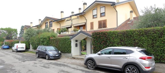 4-salle Appartement à Parabiago, Italy No. 93526 34