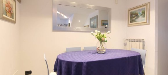 4-salle Appartement à Parabiago, Italy No. 93526 11