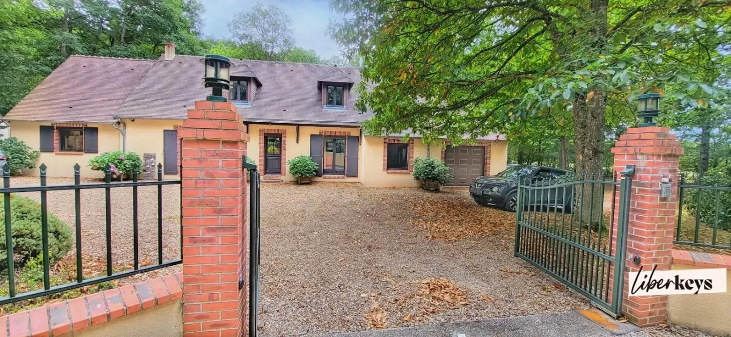 4 bedrooms House in Eure, France No. 325214