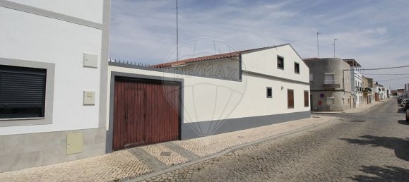 3 bedrooms House in Campo Maior, Portugal No. 22243 3
