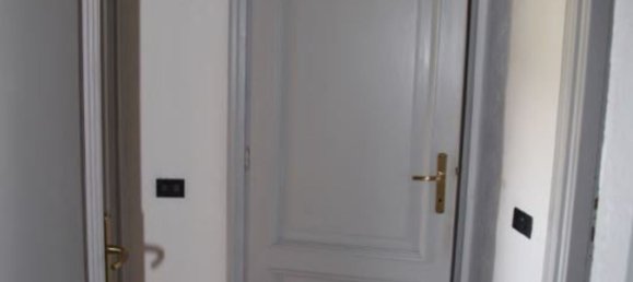 Дом с 2 комнатами в Дзерболо, Италия № 315014 10