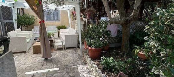 4 غرف نوم منزل في Aprilia, Italy رقم 311526 12