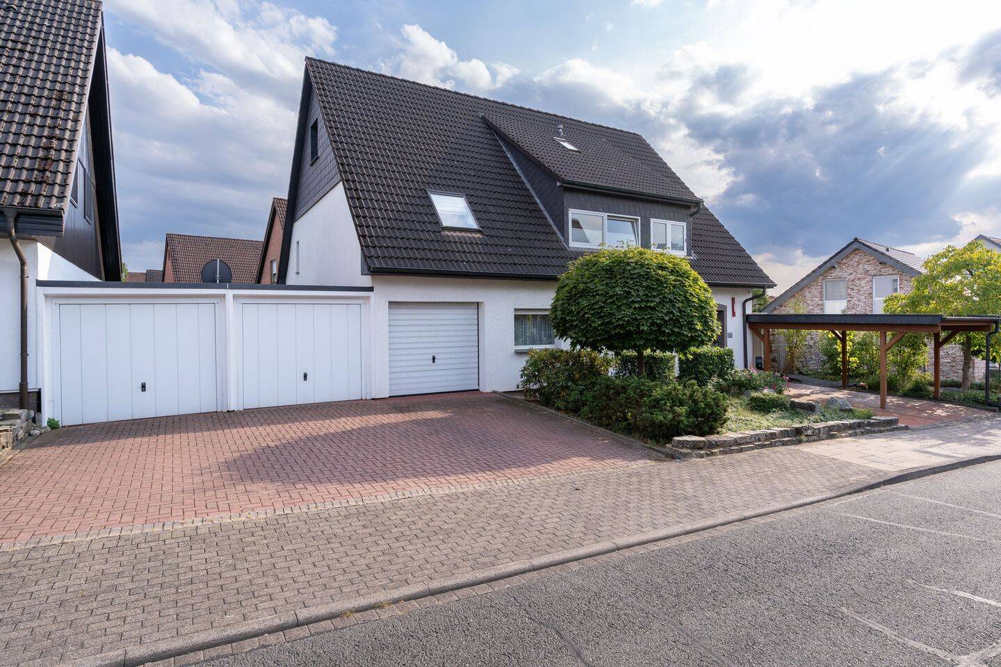 4 bedrooms Townhouse in Bielefeld, Germany No. 353858